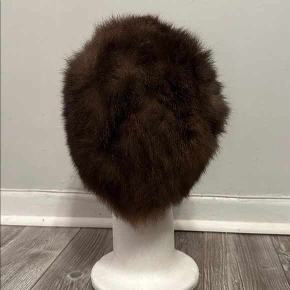 Real Fur Winter Hat - Picture 5 of 9